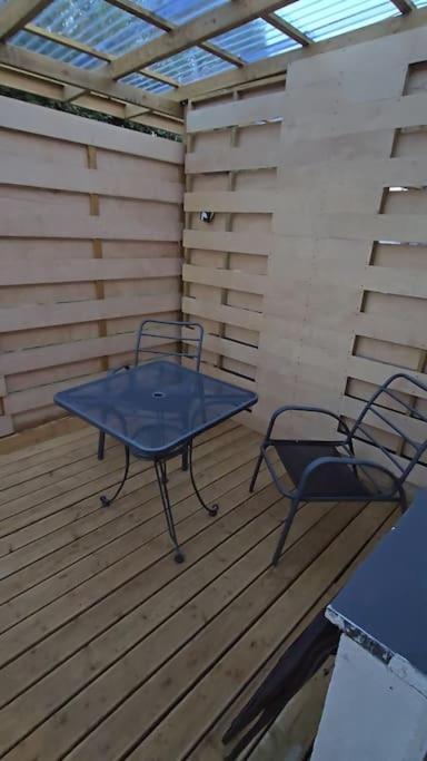 Cozy Flat 1 Bedroom Hucclecote Exterior photo