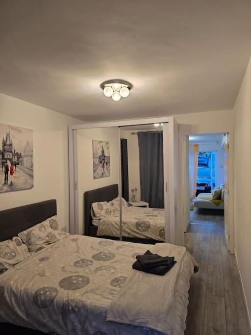 Cozy Flat 1 Bedroom Hucclecote Exterior photo